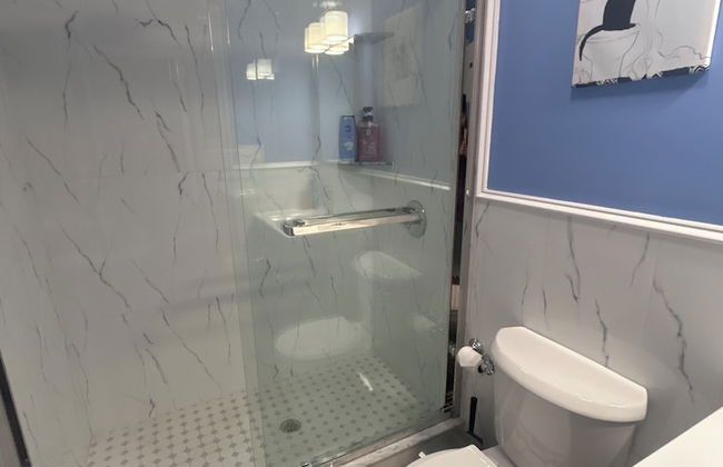 Cozy 2-3 Bedroom Apt in Center City - Foto 48