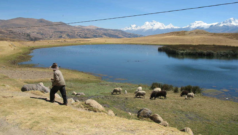 Ruta privada de trekking por la laguna Wilcacocha - Foto 2, Laguna Wilcacocha en Perú