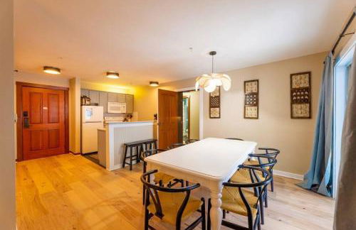 Lux Stay USA Ballhooter Vista Ski-InOut Hot Tub - Foto 74