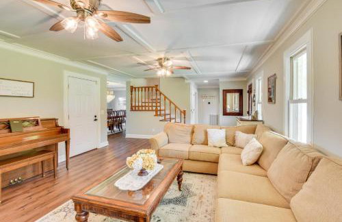 Home with Fire Pit on 27 Acres in Walhalla! - Foto 5