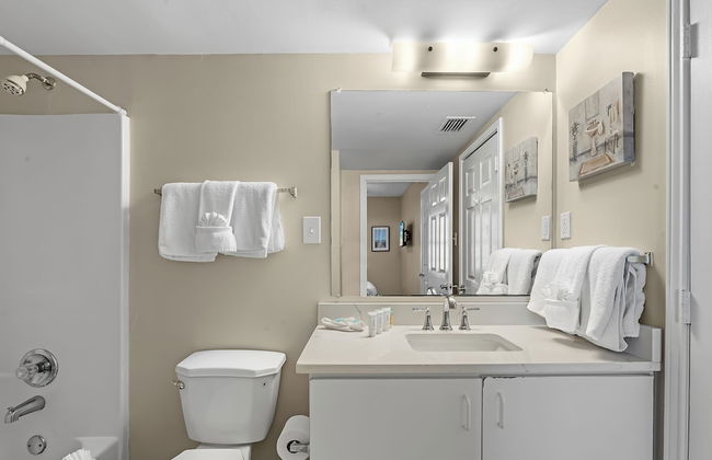 Tradewinds Condos by Hosteeva - Foto 80