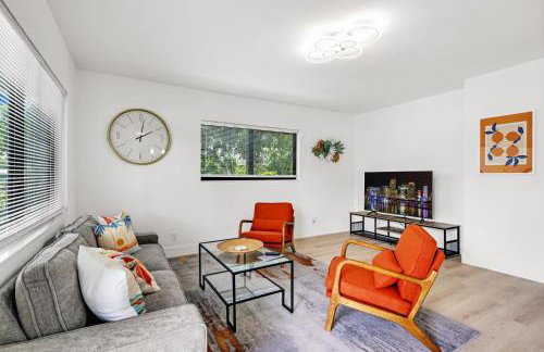 Stylish Retreat with Free Parking Great Location - Foto 12