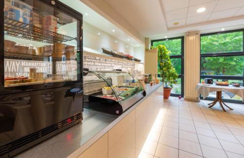 HOTEL CERISE - LES SOURCES Luxeuil-les-Bains - Foto 68