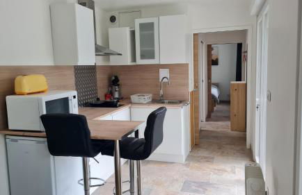 Maison d'hôte au bord de la Rivière avec jacuzzi - Foto 9