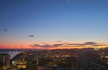 La Roca-Mediterráneo Views, 8th Floor-New Kitchen- POOL- Parking-Air Conditioning, Ceiling Fans & Free WIFI - Foto 22