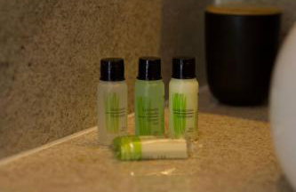 Refúgio na Lapinha com dois chalés, ideais para casal, família ou pequeno grupo de amigos, com acesso privativo à lagoa, caiaques e quadra de beach tennis - Foto 36