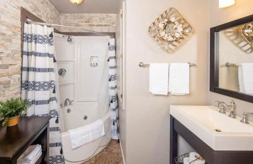 Urban Farmstead Family Retreat - Game Barn - Foto 10