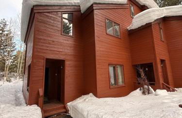 2BR 2BA Spacious Townhome Sleeps 6 with Spa Sauna - Foto 5