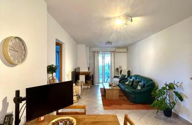 Sunny Modern Beach Retreat Steps from the Shore - Photo 5