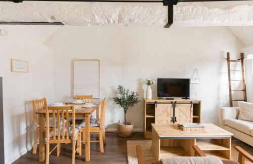 Cosy Cotswolds Cottage Farm Stay - Shepherds Rest - Photo 39