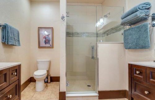 Spacious Manitou Home with Views in Central Location - Foto 16