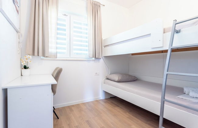 Luxury Modern Penthouse w Jacuzzi & Huge Terrace - Foto 8