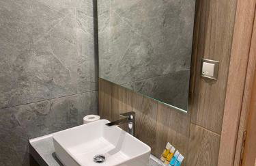 11 Luxury Apartments - Photo 26