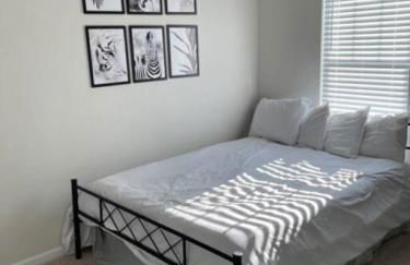 Embrace the Harmony of Nature and Urban Living - Foto 16