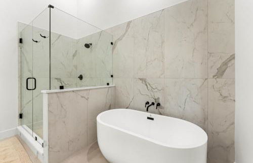 The Benton Hot Tub Theater 5 Mins to Denver - Foto 66