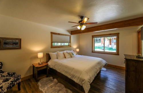 Luxury Townhome in Exclusive Eagle Bend - Photo 37