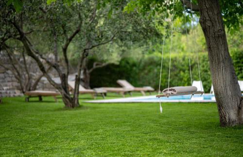 Quiet Villa near Split, Heated Pool, View, Nature - Foto 9