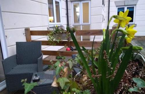 Three Bedroom Apartment by Beautiful Park - Photo 13