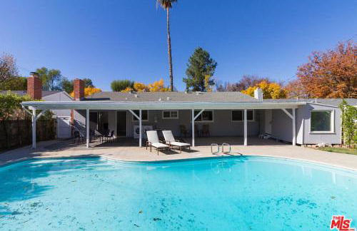 4 Bedroom West Hills Charmer with Pool - Foto 31
