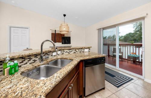 NEW! Safari Breeze - Professionally Decorated Home by Busch Gardens & USF - Foto 27