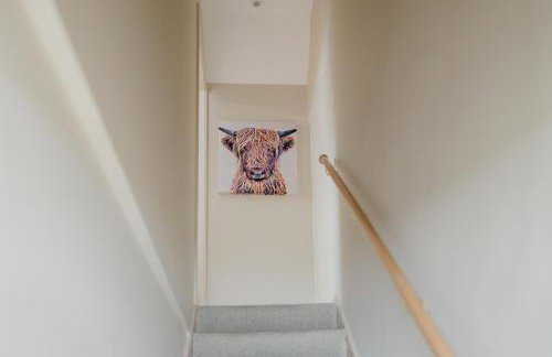 Charming Central Mews Home with Secure Parking - Foto 12