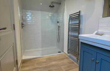 Pettits Barn - Photo 11