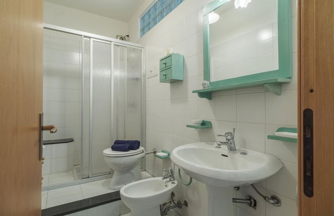 Interno 2 in Iseo With 1 Bedrooms and 1 Bathrooms - Foto 15