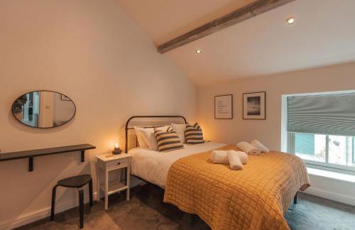 Bridge Apartment - Photo 1