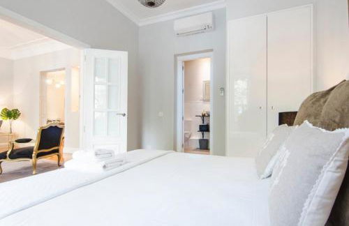 Stunning Stylish 4BD 3BTH - City Center-Atocha - Photo 27