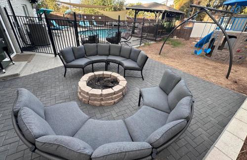 Half ACRE Lux Pool SPA with FIREPIT ARCADE Grill Sleeps 40 - Foto 65