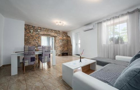 One-Bedroom Apartment In Divsici - Foto 8