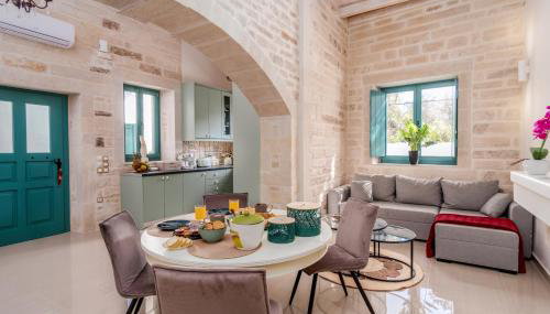 Cozy Secret Home with Jetted Tub - Foto 2