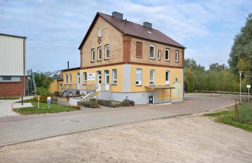 Peenecamp Neukalen, Campingplatz - Foto 1