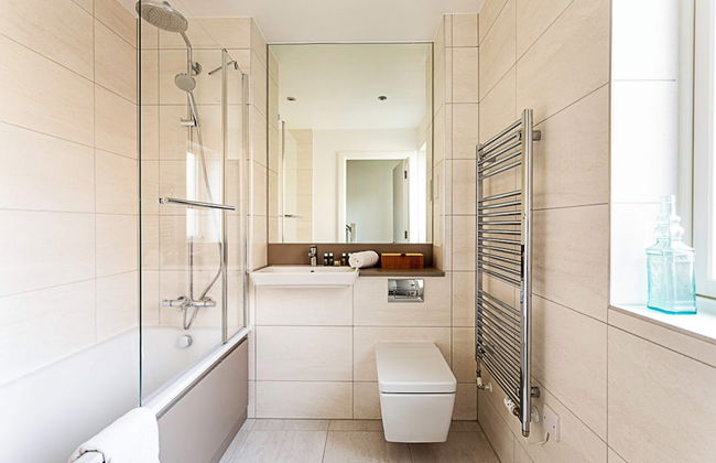 Quiet and Spacious Four Bedroom House - Foto 24