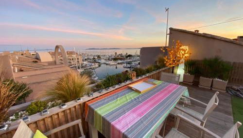 Port Hyeres Duplex plein Sud 200 M2 et 100 M2 de terrasse - Foto 2