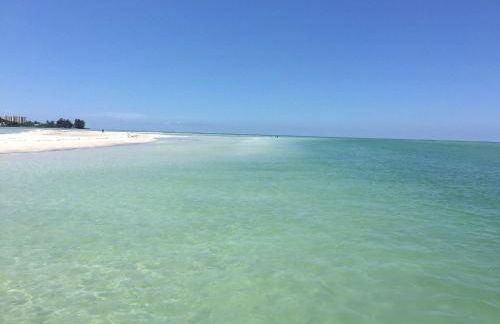 Private Patio, Walk to All, 2min- Siesta Keys Best Beach, 1min- Dining & Entertainment of Village! - Foto 36