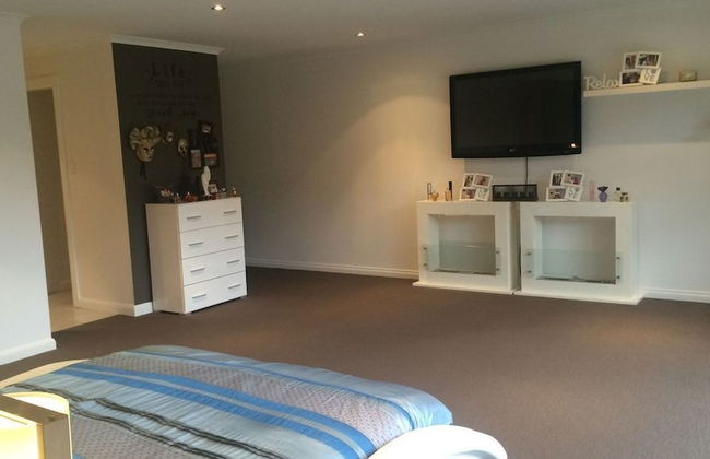 Hollywood Tree House - Photo 20