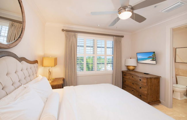 Seabreeze 8 - Luxury 4-bedroom on Seven Mile Beach - Photo 15