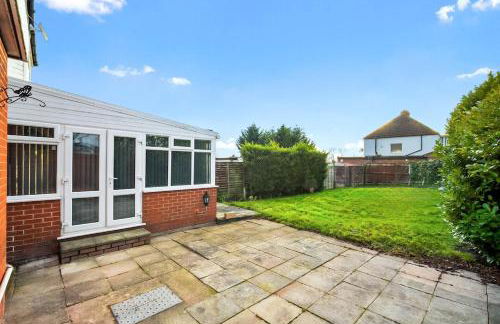 Marcot House Modern 5 bedroom house Solihull 10 mins drive from bhx & nec private off road parking - Foto 19