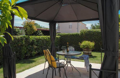 Cozy apartment with garden - Foto 32