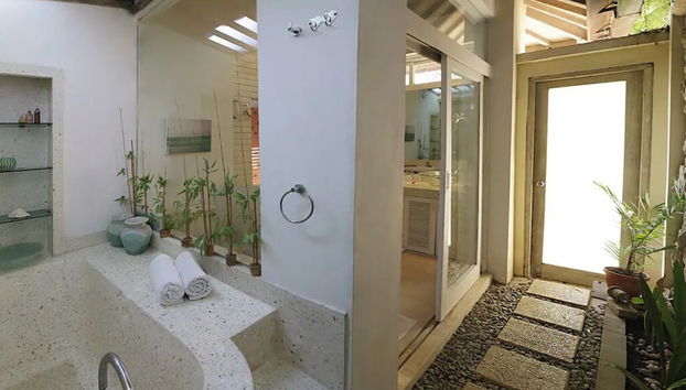 Villa Flora Seminyak - Foto 4, Baño