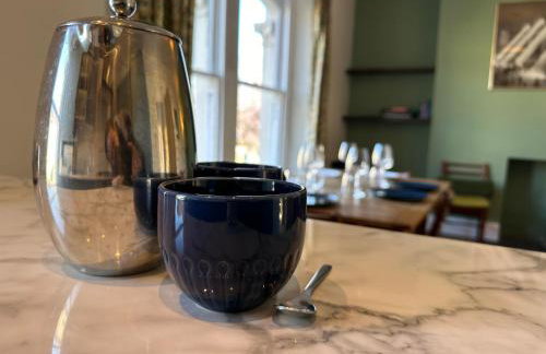 Penthouse Apartment with Impressive Views Sleeps 2 to 8 - Foto 56