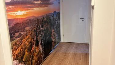 Ferienwohnung Lucy - Moderne Ferienwohnung mit kostenlosem Parkplatz, Terrasse, nahe Bad Schandau und Malerweg - Foto 4, Lobby or reception