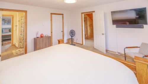 Golden Oasis - Photo 5