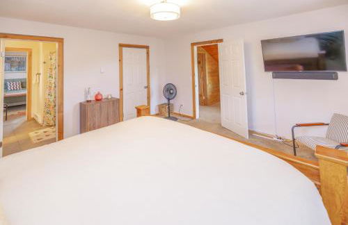 Golden Oasis - Photo 5