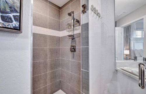 Renovated Spacious Townhome w Pool & Gym in Little Harbor Resort & Marina - Foto 28