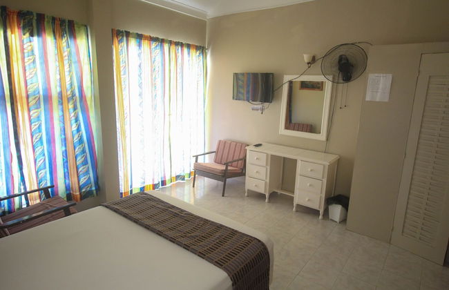 Moon Rooms at Moonrise Villa - Photo 36