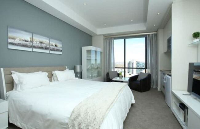 Sandton Skye Apartment - 616 - Photo 4