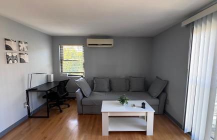 High-end 1BR, 2nd floor, near T, free parking - Foto 5