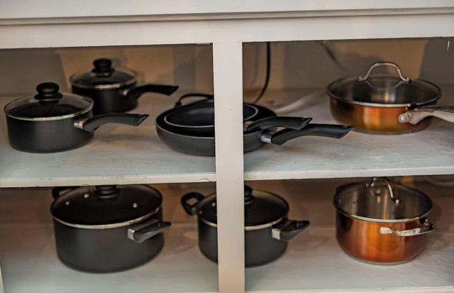 Serene Retreat & Modern Comforts in Rowland Heights - Foto 50